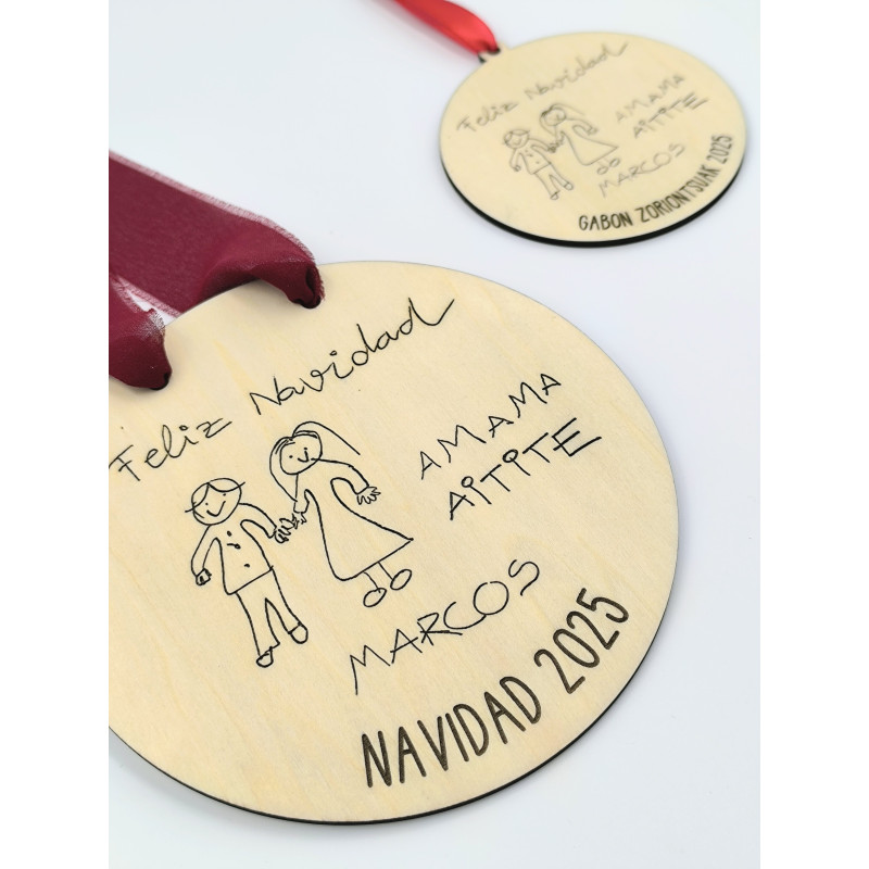 Adorno navideño dibujo infantil