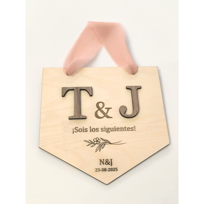 Banderín Sois los siguientes letras en relieve